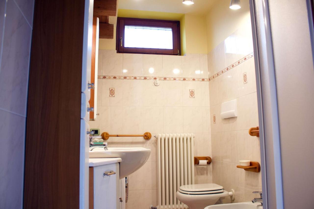 La Casa Sul Sasso In Town Serviced Accommodations Dervio Buitenkant foto