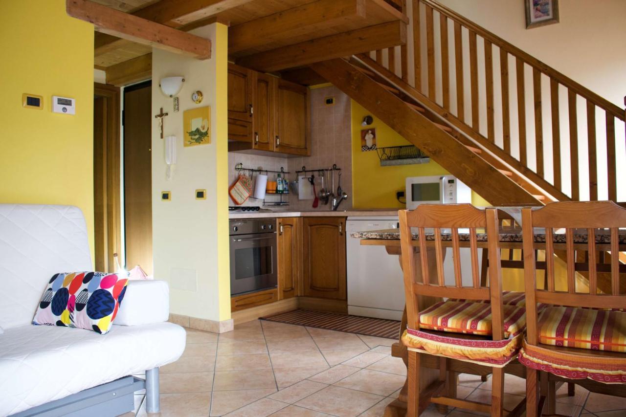 La Casa Sul Sasso In Town Serviced Accommodations Dervio Buitenkant foto