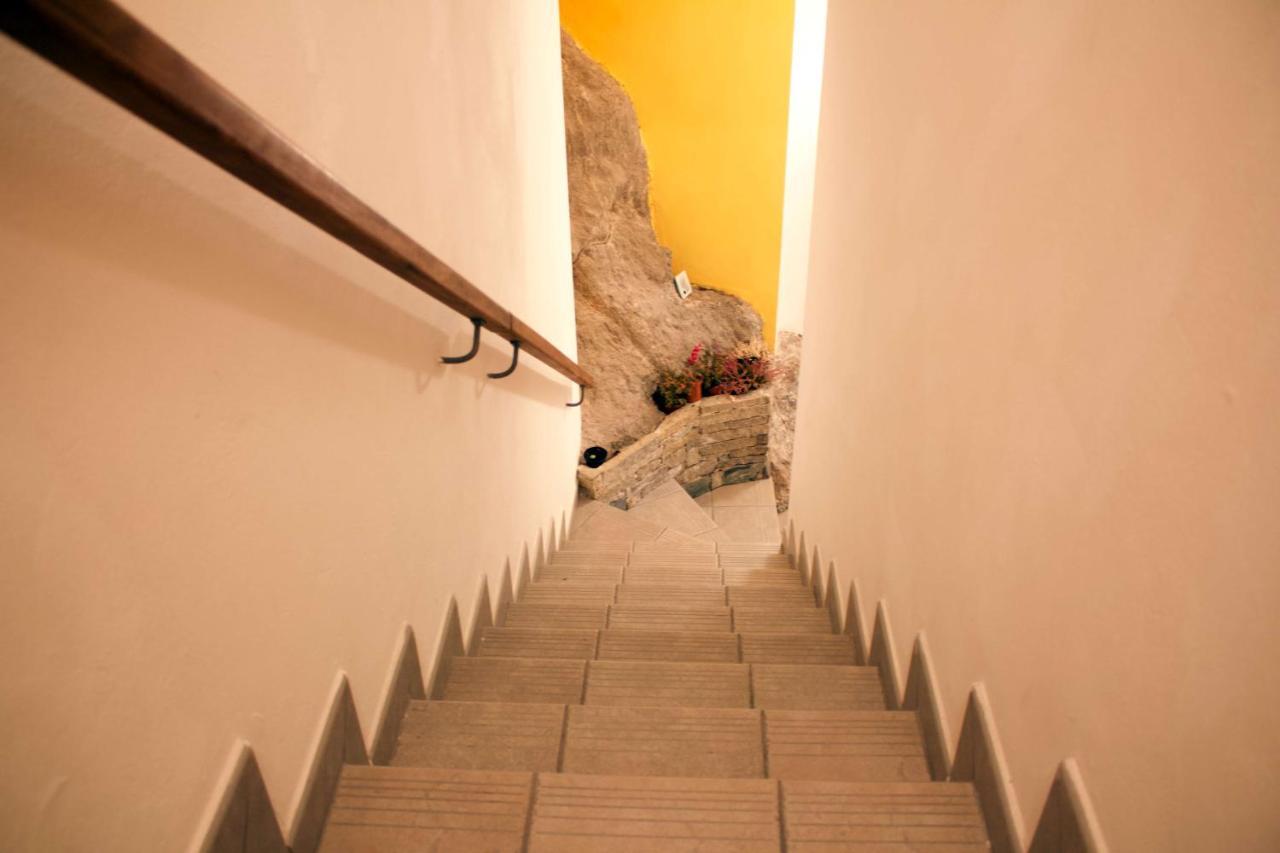 La Casa Sul Sasso In Town Serviced Accommodations Dervio Buitenkant foto