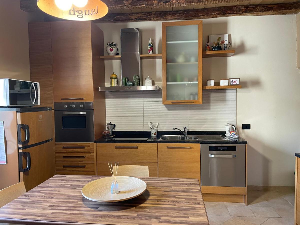 La Casa Sul Sasso In Town Serviced Accommodations Dervio Buitenkant foto