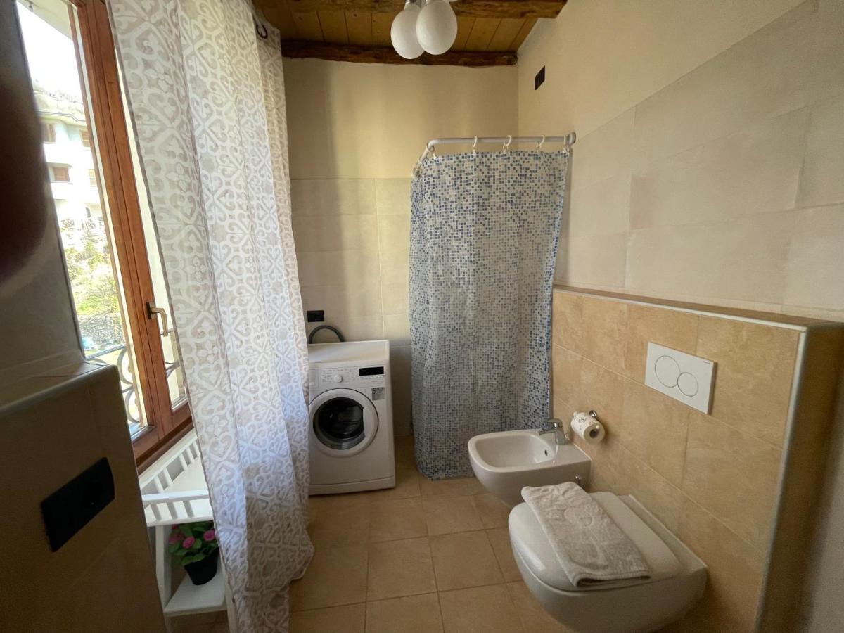 La Casa Sul Sasso In Town Serviced Accommodations Dervio Buitenkant foto