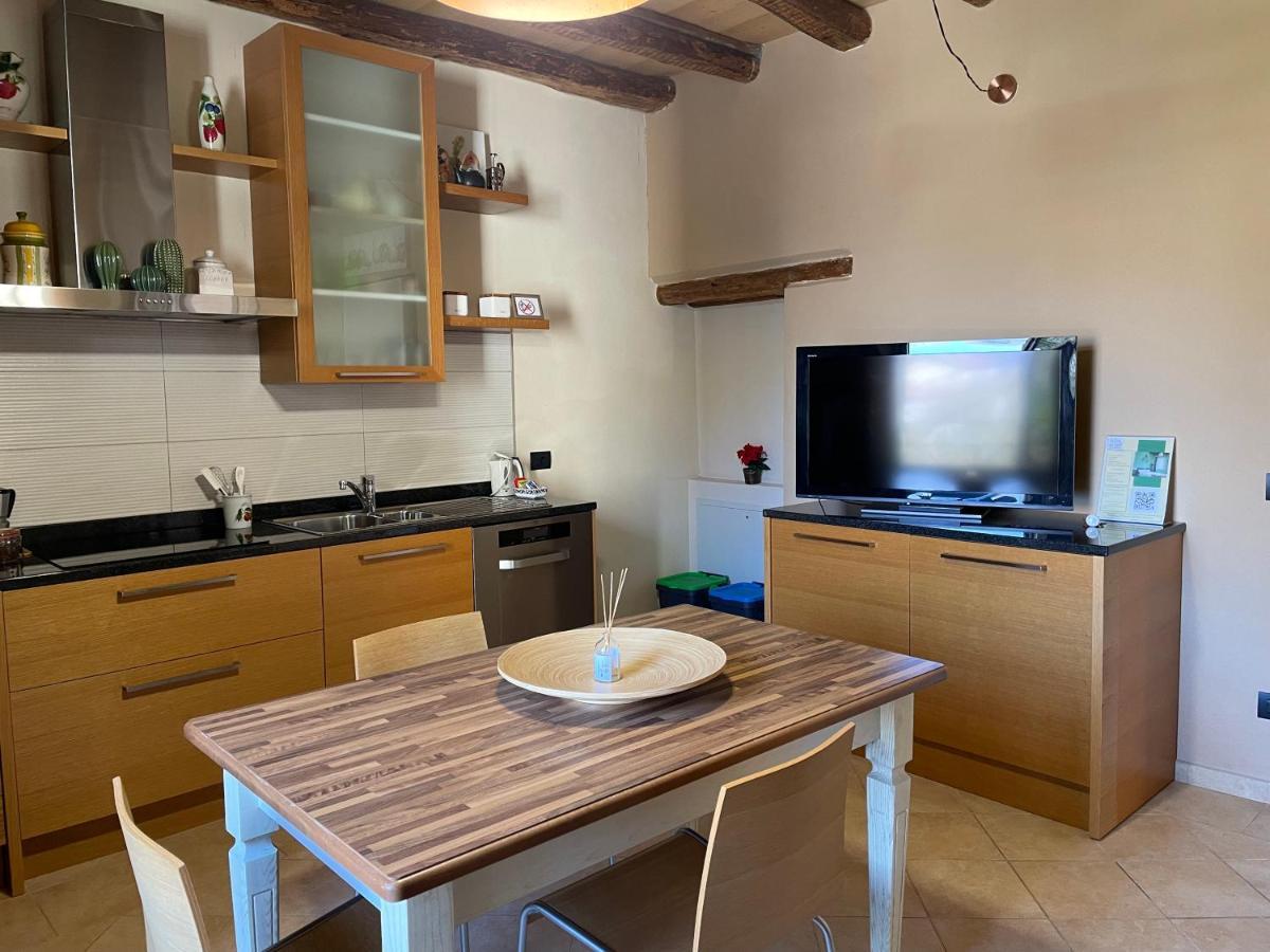 La Casa Sul Sasso In Town Serviced Accommodations Dervio Buitenkant foto